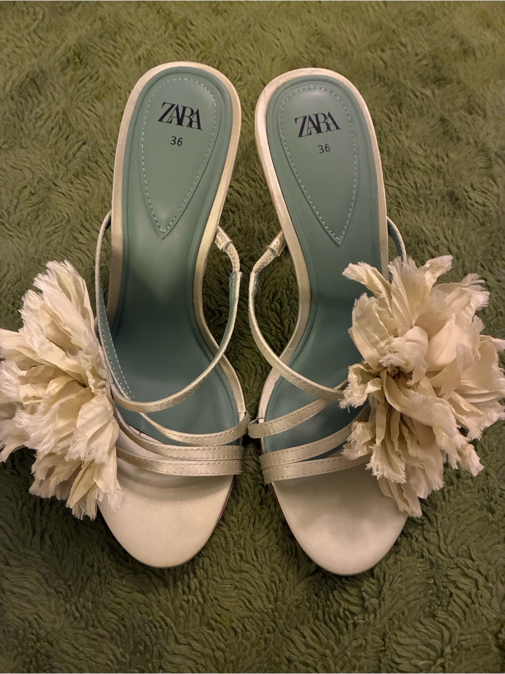 Zara Light Green/Yellow Floral High-Heel Slide Sandals with Sage Insole - Picture 4 of 7